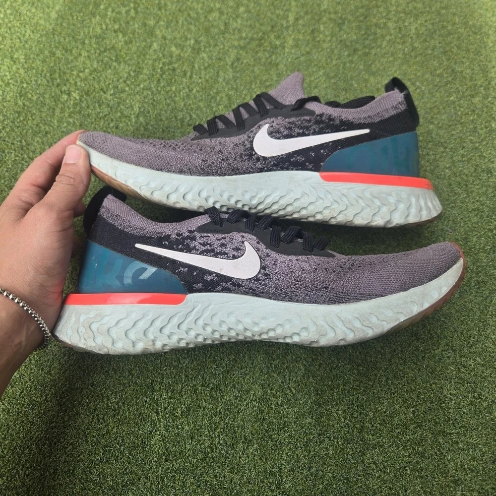 Nike Epic React Flyknit Gunsmoke Gray Running Size 7Y
